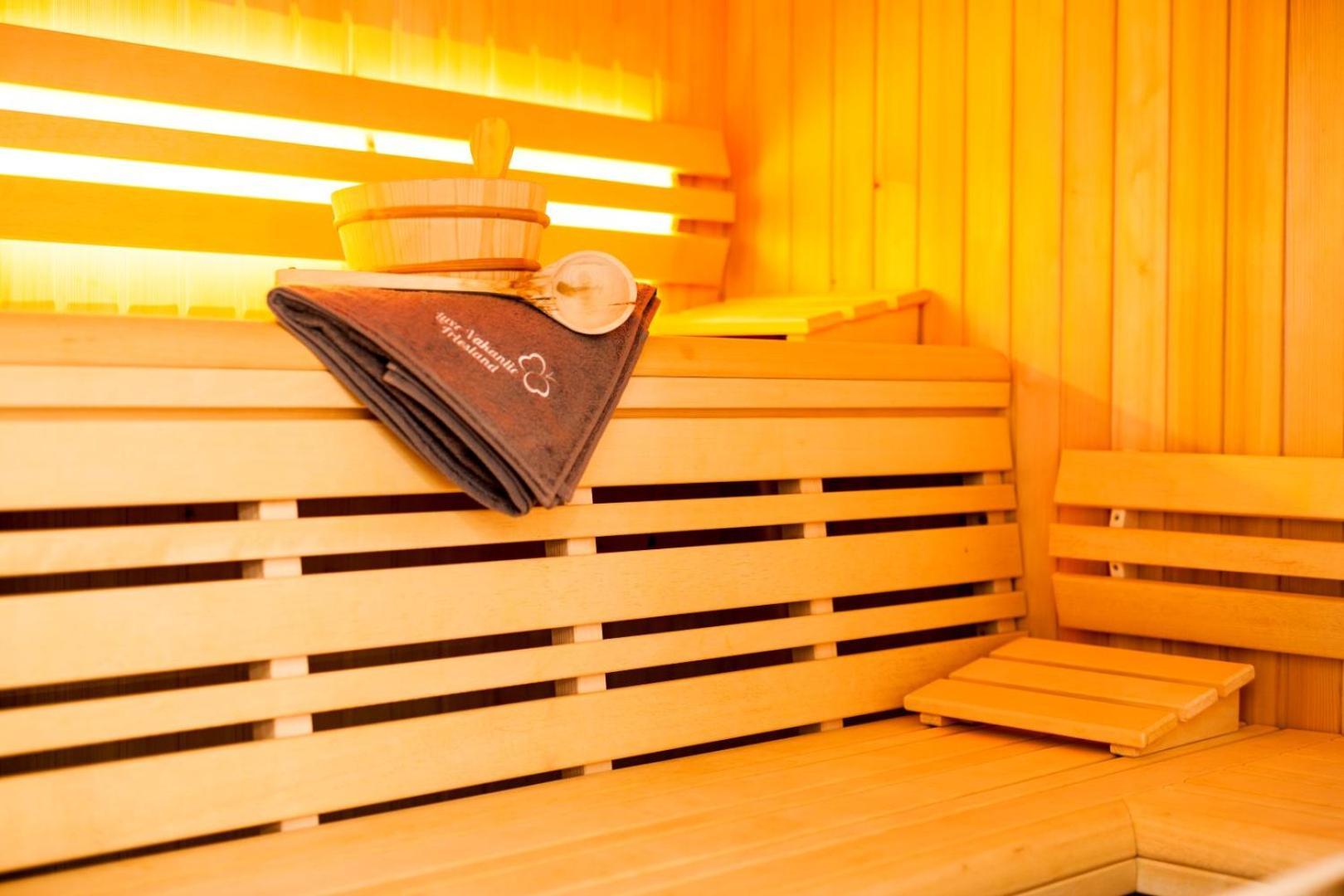 Luxe Vakantiehuis In Friesland ชูเรอ ภายนอก รูปภาพ