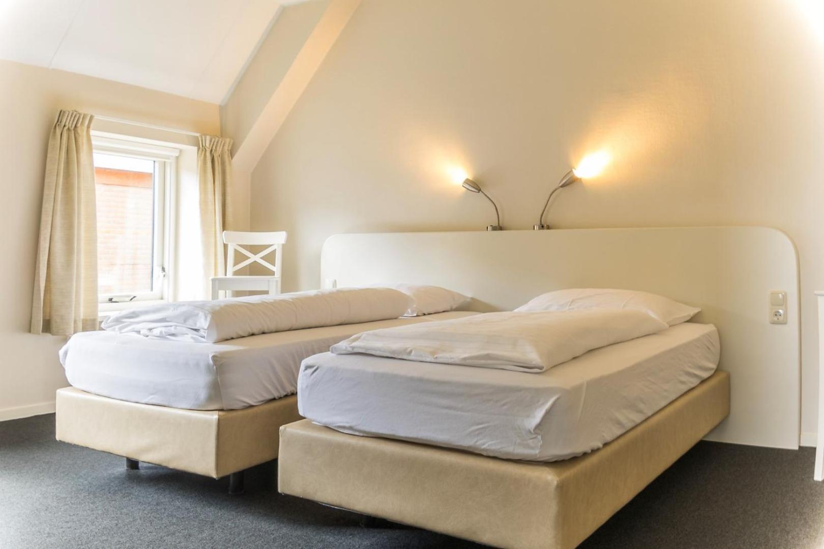 Luxe Vakantiehuis In Friesland ชูเรอ ภายนอก รูปภาพ