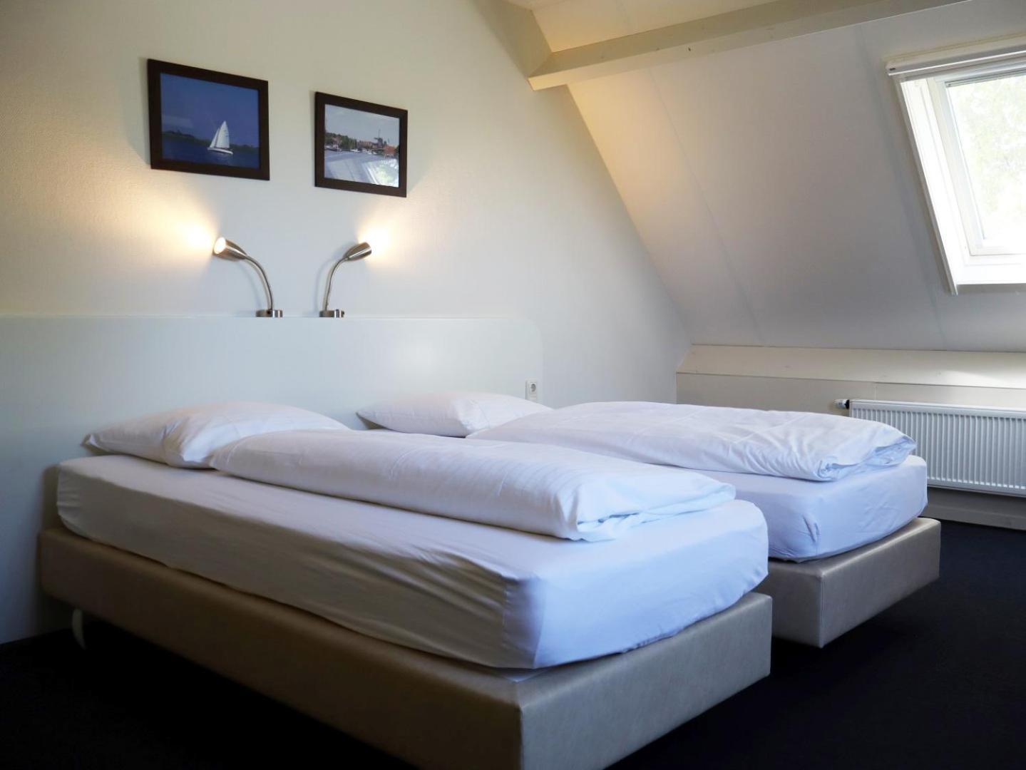 Luxe Vakantiehuis In Friesland ชูเรอ ภายนอก รูปภาพ